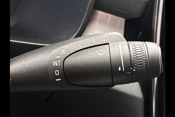 Volvo XC40 1.5 T4 Recharge R-Design Expression | Apple/Carplay | Elek. Kofferklep | Dealer Onderhouden |