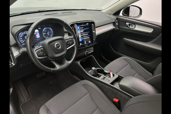 Volvo XC40 1.5 T4 Recharge R-Design Expression | Apple/Carplay | Elek. Kofferklep | Dealer Onderhouden |