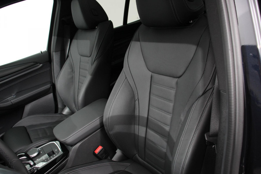 BMW X3 xDrive30e Hybrid High M-Sport Executive Leder Panoramisch Schuifdak Hifi Camera 360 Cruise Control Climate control Apple Carplay/ Android auto Lichtmetalen velgen