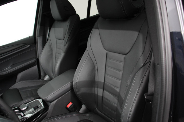 BMW X3 xDrive30e Hybrid High M-Sport Executive Leder Panoramisch Schuifdak Hifi Camera 360 Cruise Control Climate control Apple Carplay/ Android auto Lichtmetalen velgen