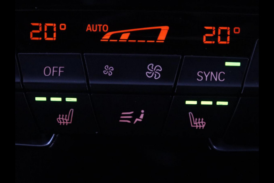 BMW X1 sDrive20i High Executive M-sport | Leder | Memory | Harman/Kardon | Head-up | Cruise control | Stoelverwarming | Climate control | Navigatie | Bluetooth | Park assist | Elektrische achterklep