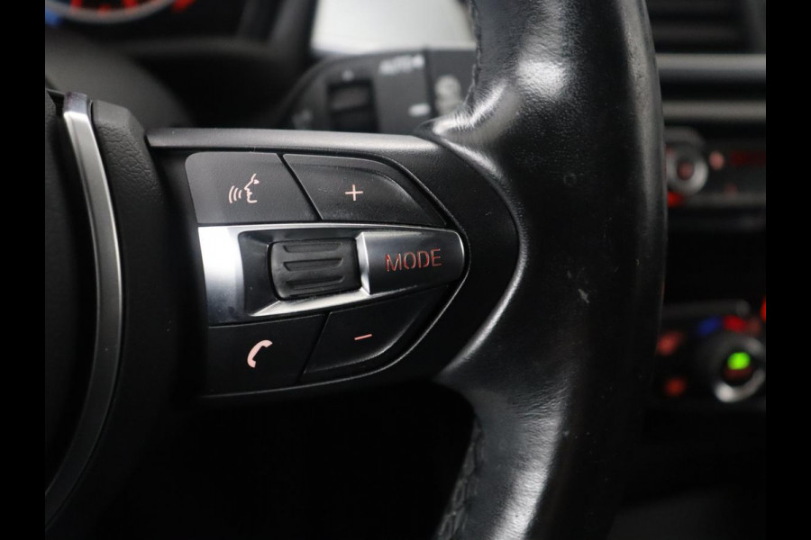 BMW X1 sDrive20i High Executive M-sport | Leder | Memory | Harman/Kardon | Head-up | Cruise control | Stoelverwarming | Climate control | Navigatie | Bluetooth | Park assist | Elektrische achterklep
