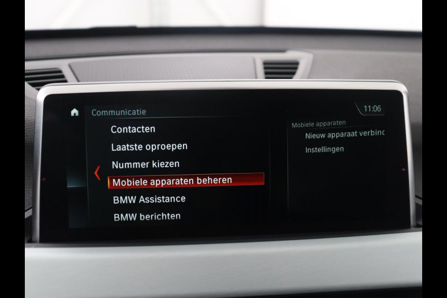 BMW X1 sDrive20i High Executive M-sport | Leder | Memory | Harman/Kardon | Head-up | Cruise control | Stoelverwarming | Climate control | Navigatie | Bluetooth | Park assist | Elektrische achterklep