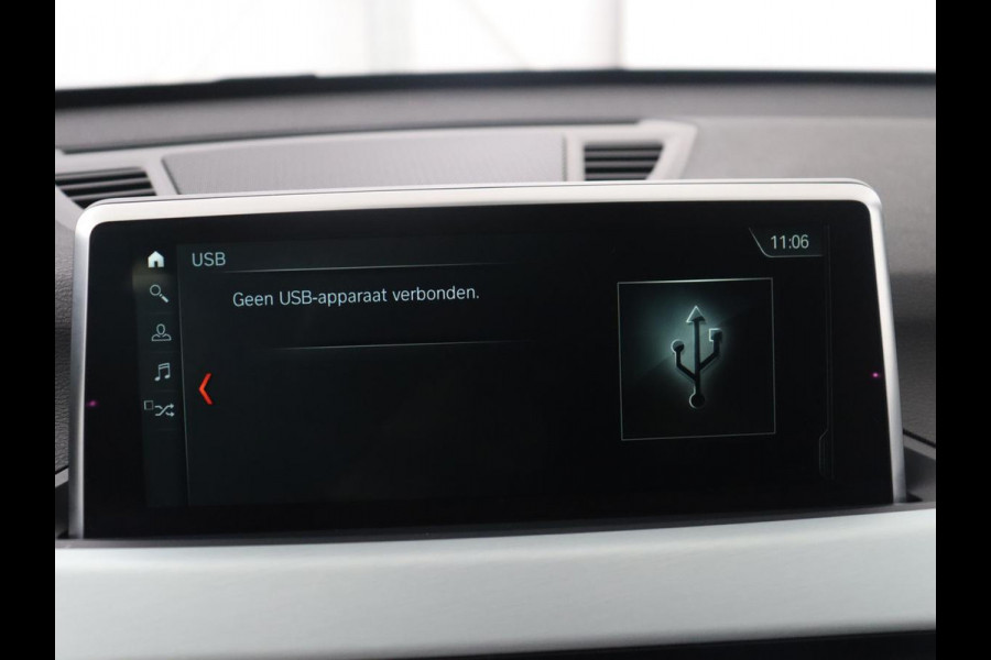 BMW X1 sDrive20i High Executive M-sport | Leder | Memory | Harman/Kardon | Head-up | Cruise control | Stoelverwarming | Climate control | Navigatie | Bluetooth | Park assist | Elektrische achterklep