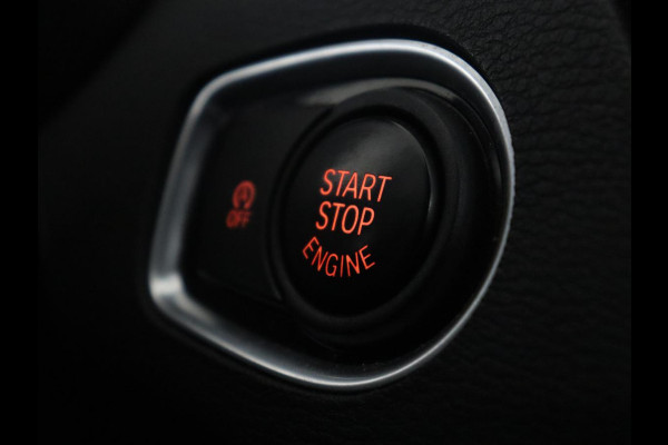 BMW X1 sDrive20i High Executive M-sport | Leder | Memory | Harman/Kardon | Head-up | Cruise control | Stoelverwarming | Climate control | Navigatie | Bluetooth | Park assist | Elektrische achterklep