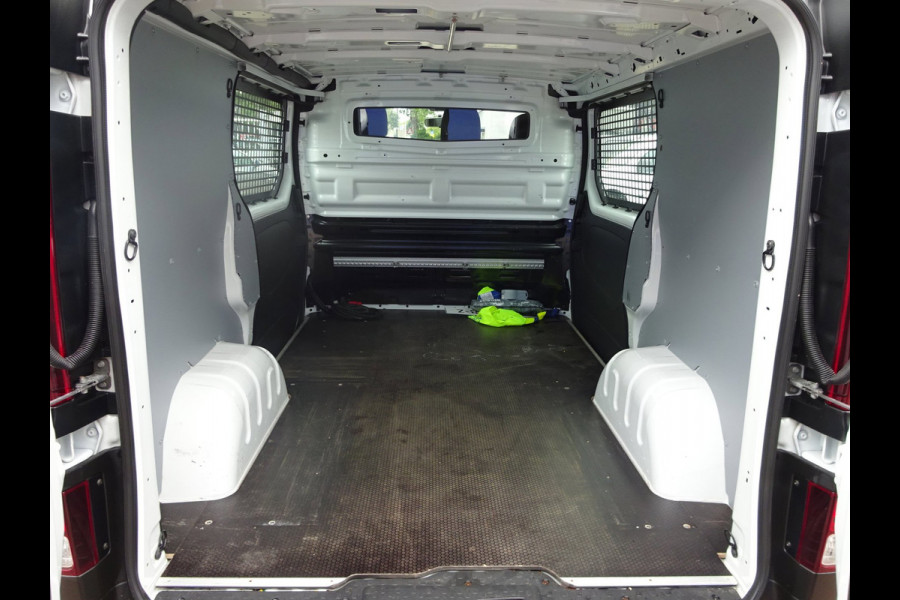 Renault Trafic 2.0 dCi 120 T29 L1H1 2 x SCHUIFDEUR AIRCO NAVIGATIE CRUISE CONTROL