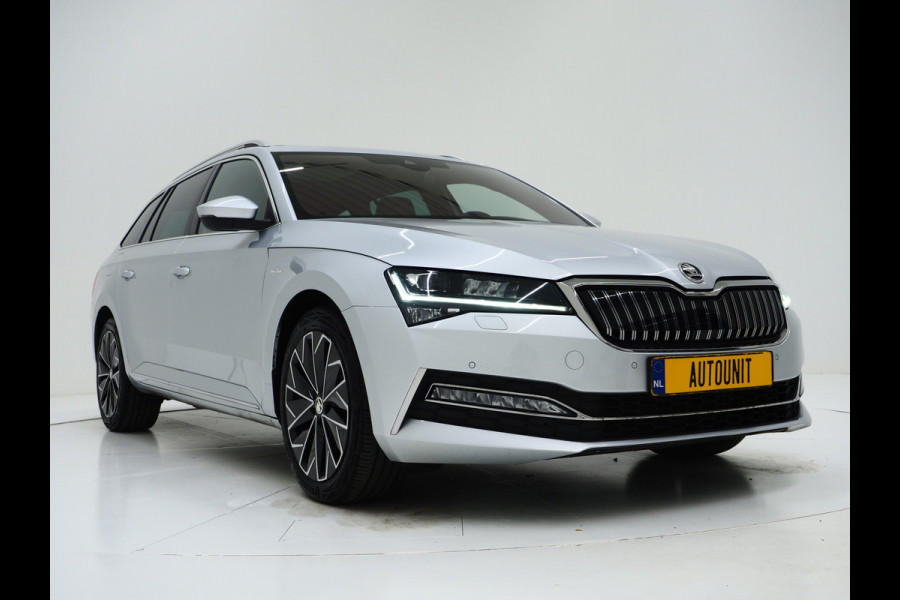 Škoda Superb Combi 1.4 TSI iV Laurin & Klement | Panoramadak | Leder | Massage | Canton | Stoelkoeling | 360 | Keyless | Sfeerlicht