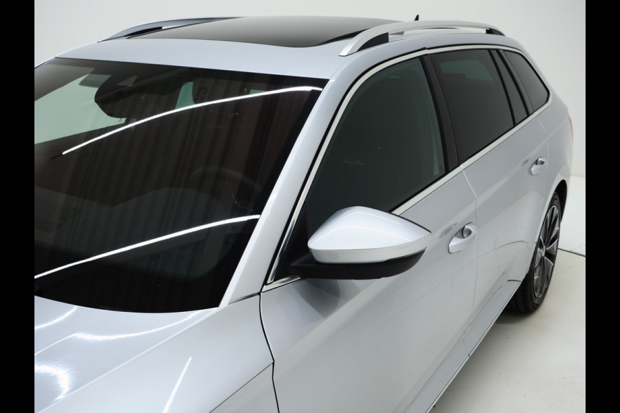 Škoda Superb Combi 1.4 TSI iV Laurin & Klement | Panoramadak | Leder | Massage | Canton | Stoelkoeling | 360 | Keyless | Sfeerlicht