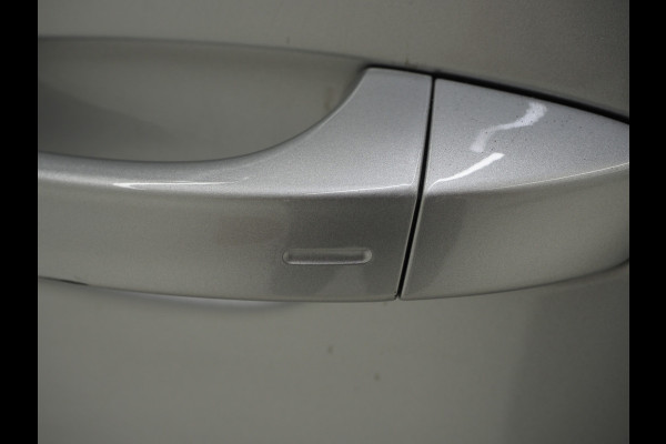 Škoda Superb Combi 1.4 TSI iV Laurin & Klement | Panoramadak | Leder | Massage | Canton | Stoelkoeling | 360 | Keyless | Sfeerlicht