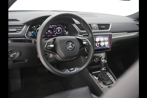 Škoda Superb Combi 1.4 TSI iV Laurin & Klement | Panoramadak | Leder | Massage | Canton | Stoelkoeling | 360 | Keyless | Sfeerlicht