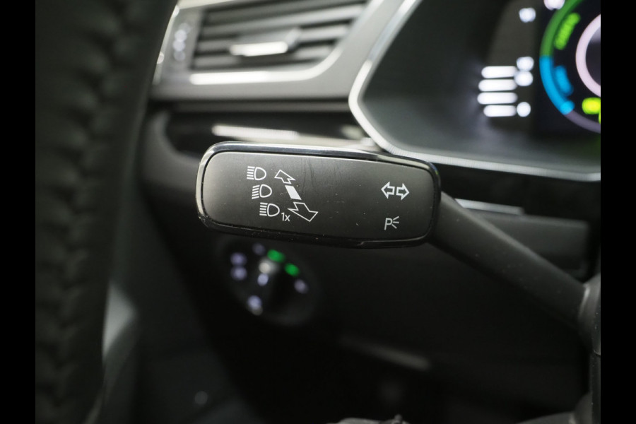 Škoda Superb Combi 1.4 TSI iV Laurin & Klement | Panoramadak | Leder | Massage | Canton | Stoelkoeling | 360 | Keyless | Sfeerlicht