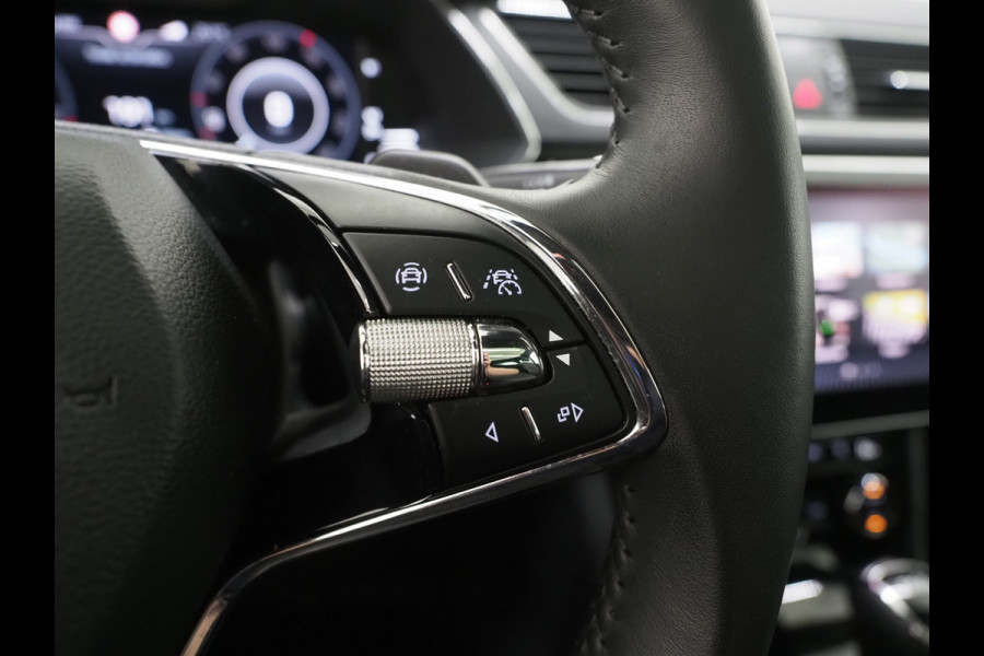 Škoda Superb Combi 1.4 TSI iV Laurin & Klement | Panoramadak | Leder | Massage | Canton | Stoelkoeling | 360 | Keyless | Sfeerlicht