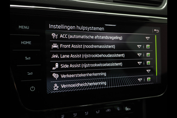 Škoda Superb Combi 1.4 TSI iV Laurin & Klement | Panoramadak | Leder | Massage | Canton | Stoelkoeling | 360 | Keyless | Sfeerlicht
