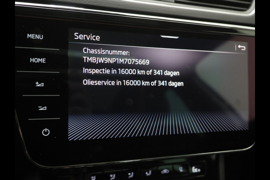 Škoda Superb Combi 1.4 TSI iV Laurin & Klement | Panoramadak | Leder | Massage | Canton | Stoelkoeling | 360 | Keyless | Sfeerlicht