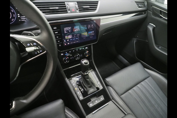 Škoda Superb Combi 1.4 TSI iV Laurin & Klement | Panoramadak | Leder | Massage | Canton | Stoelkoeling | 360 | Keyless | Sfeerlicht