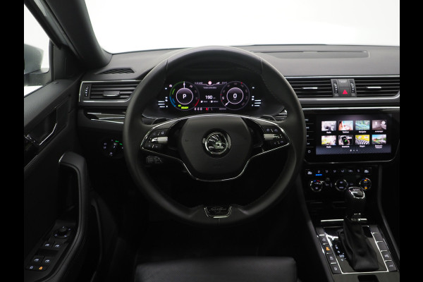 Škoda Superb Combi 1.4 TSI iV Laurin & Klement | Panoramadak | Leder | Massage | Canton | Stoelkoeling | 360 | Keyless | Sfeerlicht