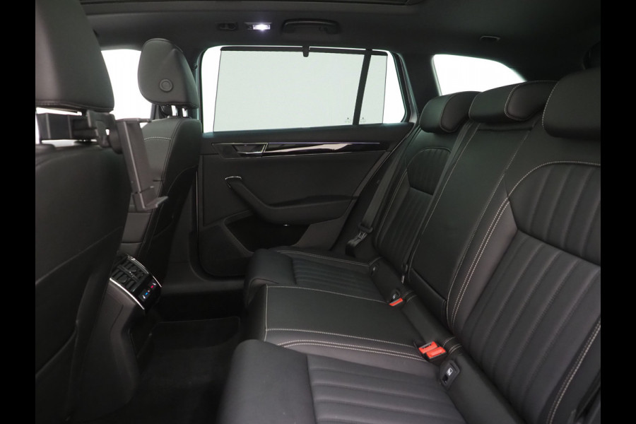 Škoda Superb Combi 1.4 TSI iV Laurin & Klement | Panoramadak | Leder | Massage | Canton | Stoelkoeling | 360 | Keyless | Sfeerlicht