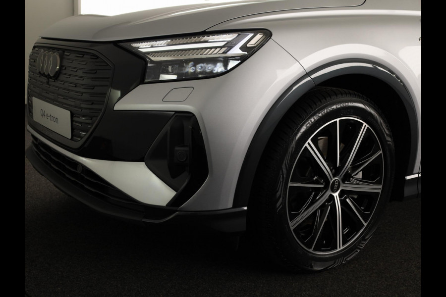 Audi Q4 e-tron 45 S edition Competition e-tron 82 kWh 286 pk | Assistentiepakket plus | Comfortpakket | Ambient lichtpakket | Optiekpakket zwart plus | 20 inch Lichtmetalen velgen