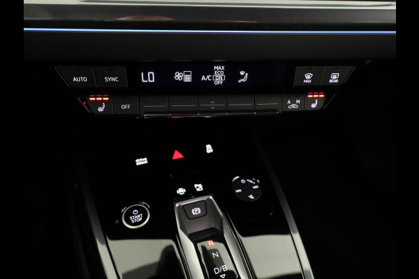 Audi Q4 e-tron 45 S edition Competition e-tron 82 kWh 286 pk | Assistentiepakket plus | Comfortpakket | Ambient lichtpakket | Optiekpakket zwart plus | 20 inch Lichtmetalen velgen