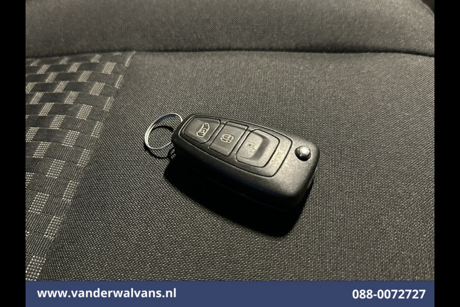 Ford Transit 2.0 TDCI 130pk L3H2 Euro6 Airco | Navigatie | Imperiaal | Apple Carplay | Cruisecontrol Android Auto, Parkeersensoren, Verwarmde voorruit, Bijrijdersbank