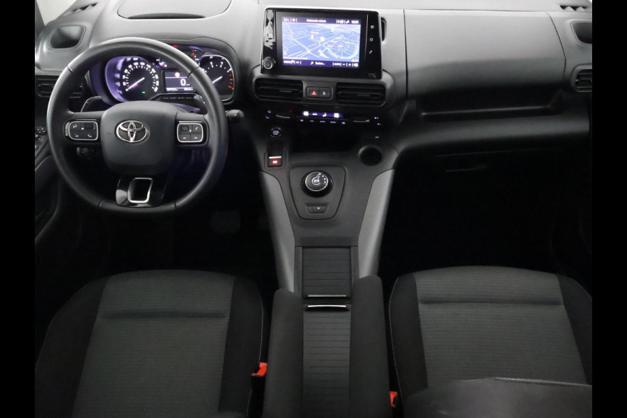 Toyota PROACE CITY Verso 1.2 Turbo Dynamic Automaat | Trekhaak | Parkeersensoren | Navigatie | Dode hoek detectie | Stoelverwarming