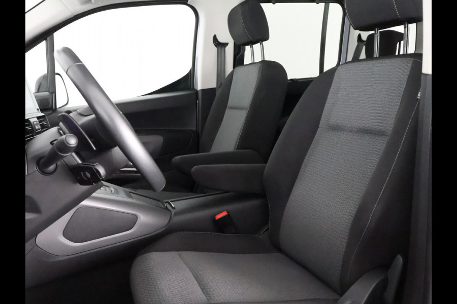 Toyota PROACE CITY Verso 1.2 Turbo Dynamic Automaat | Trekhaak | Parkeersensoren | Navigatie | Dode hoek detectie | Stoelverwarming