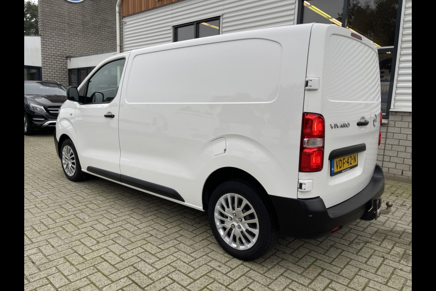 Opel Vivaro 2.0 CDTI 122pk L2H1 Edition nieuwe type / vaste prijs rijklaar € 12.950 ex btw / lease vanaf € 256 / airco / cruie / navi / camera / pdc / trekhaak 2500 kg !