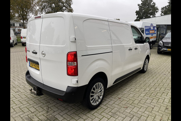 Opel Vivaro 2.0 CDTI 122pk L2H1 Edition nieuwe type / vaste prijs rijklaar € 12.950 ex btw / lease vanaf € 256 / airco / cruie / navi / camera / pdc / trekhaak 2500 kg !
