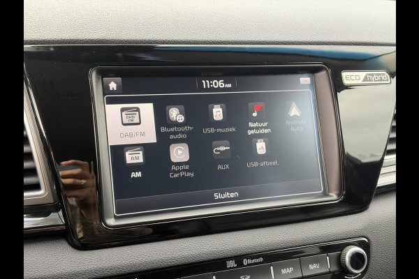 Kia Niro 1.6 GDi Hybrid ExecutiveLine ✓1e Eigenaar✓Trekhaak✓Draadloze telefoonlader✓Camera✓Stoelverw✓Stuurverw✓Stoelverkoeling✓Keyless✓Carplay✓Navi✓Clima✓Cruise✓Leder✓Pdc V+A✓Dodehoeksensor✓18''Lm velgen✓Memorystoelen✓N.A.P✓Apk tot 07-2027