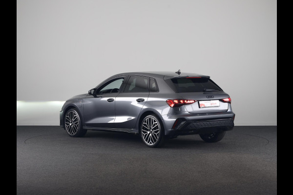 Audi A3 Sportback S edition 40 TFSI e 204 pk | Comfortpakket plus |  Lichtpakket plus ambient light | Trekhaak | S-int. zwart leder-kunstleder |