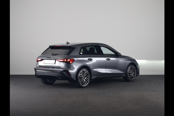Audi A3 Sportback S edition 40 TFSI e 204 pk | Comfortpakket plus |  Lichtpakket plus ambient light | Trekhaak | S-int. zwart leder-kunstleder |