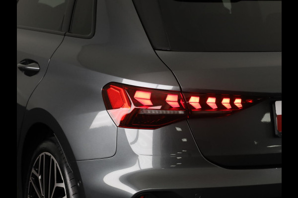 Audi A3 Sportback S edition 40 TFSI e 204 pk | Comfortpakket plus |  Lichtpakket plus ambient light | Trekhaak | S-int. zwart leder-kunstleder |