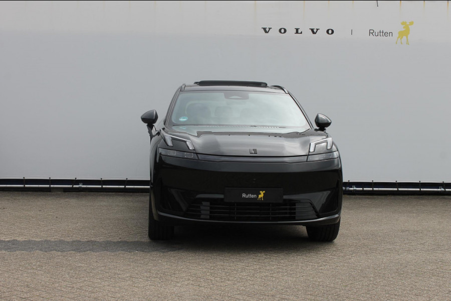 Lynk & Co 08 350PK Automaat More / 200km elektrisch / Stoelventilatie / Massage / Adaptieve cruise control / Panoramadak / Stoelverwarming / Harman Kardon audio / Apple carplay / Parkeersensoren met 360 camera / Elektrische stoelen / BLIS