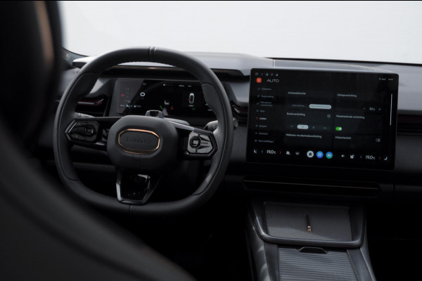Lynk & Co 08 350PK Automaat More / 200km elektrisch / Stoelventilatie / Massage / Adaptieve cruise control / Panoramadak / Stoelverwarming / Harman Kardon audio / Apple carplay / Parkeersensoren met 360 camera / Elektrische stoelen / BLIS