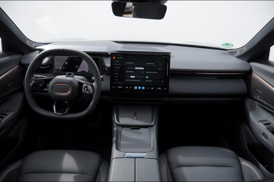 Lynk & Co 08 350PK Automaat More / 200km elektrisch / Stoelventilatie / Massage / Adaptieve cruise control / Panoramadak / Stoelverwarming / Harman Kardon audio / Apple carplay / Parkeersensoren met 360 camera / Elektrische stoelen / BLIS