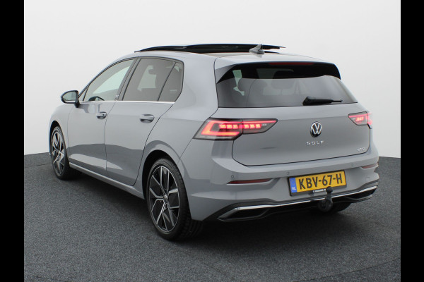 Volkswagen Golf 1.5 eTSI 50 Edition | Panodak | Trekhaak wegkl. | Stoelgeheugen | Side Assist | Head Up | IQ Light | Prijs Rijklaar!!