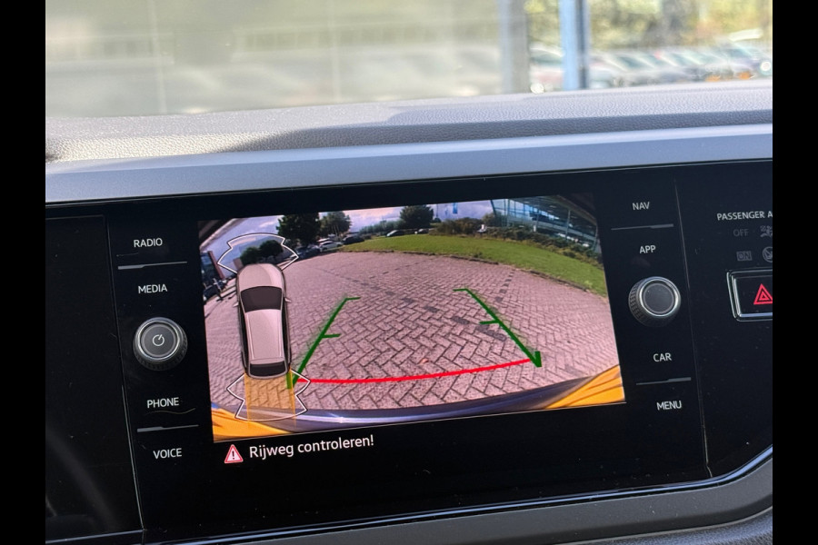 Volkswagen Taigo 1.0 TSI 110pk DSG R-Line Carplay|Camera|Stoelverwarming