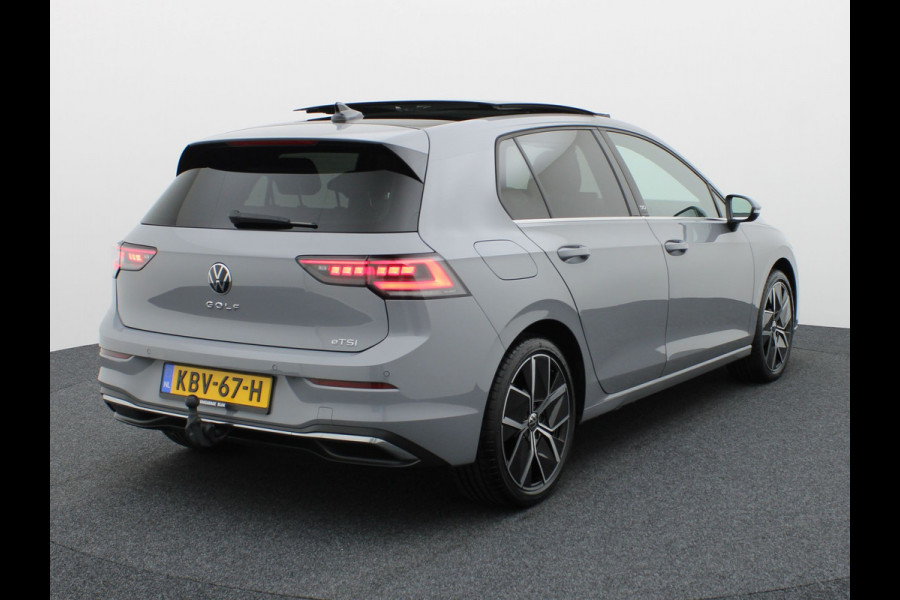 Volkswagen Golf 1.5 eTSI 50 Edition | Panodak | Trekhaak wegkl. | Stoelgeheugen | Side Assist | Head Up | IQ Light | Prijs Rijklaar!!