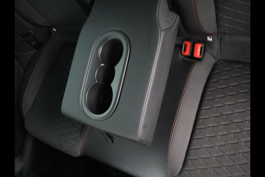 Seat Leon Sportstourer 1.5 eTSI FR Business Intense | Half Leder | Adaptive cruise | Park assist | Navigatie | Carplay | Climate control | Sfeerverlichting |