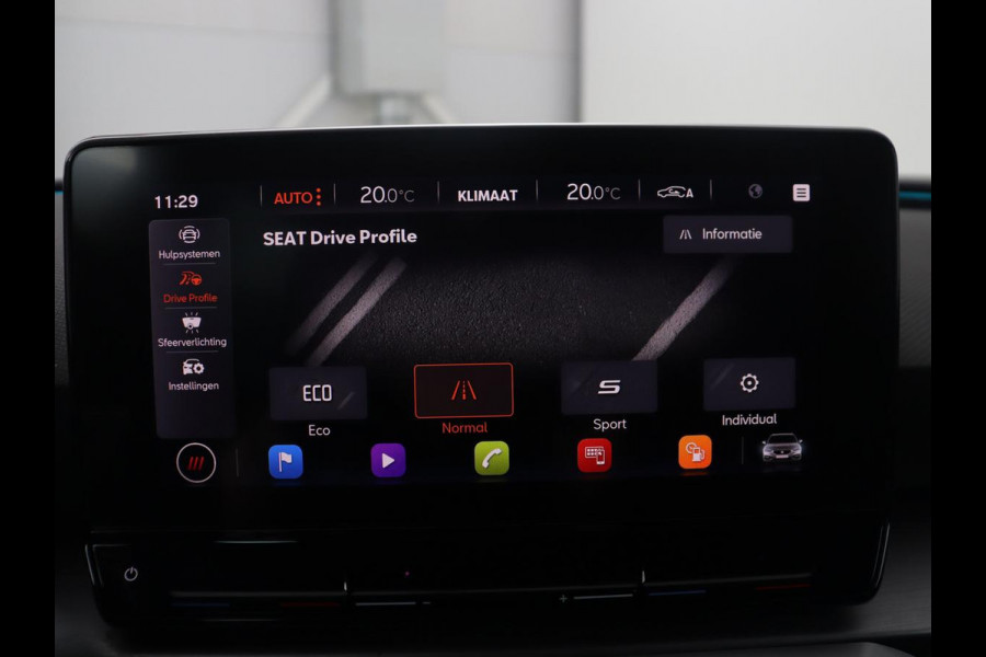 Seat Leon Sportstourer 1.5 eTSI FR Business Intense | Half Leder | Adaptive cruise | Park assist | Navigatie | Carplay | Climate control | Sfeerverlichting |