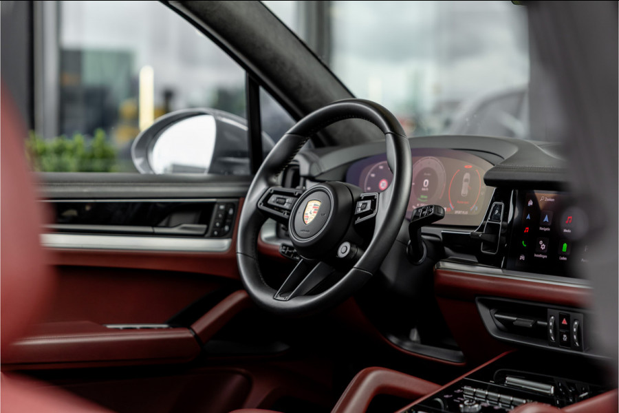 Porsche Cayenne 4.0 Turbo E-Hybrid - Sport Chrono + | Panorama | Bose | Stoelkoeling | Luchtvering