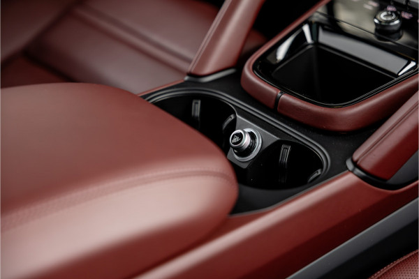 Porsche Cayenne 4.0 Turbo E-Hybrid - Sport Chrono + | Panorama | Bose | Stoelkoeling | Luchtvering