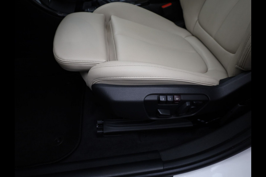 BMW X2 sDrive18i High Executive | Pano | Keyless | Memory Seat | Camera | Leder | Prijs Rijklaar!!