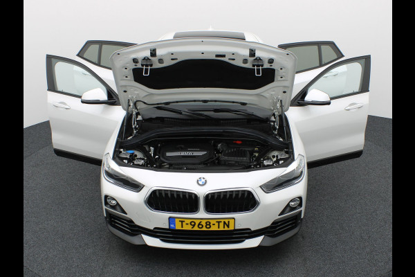 BMW X2 sDrive18i High Executive | Pano | Keyless | Memory Seat | Camera | Leder | Prijs Rijklaar!!