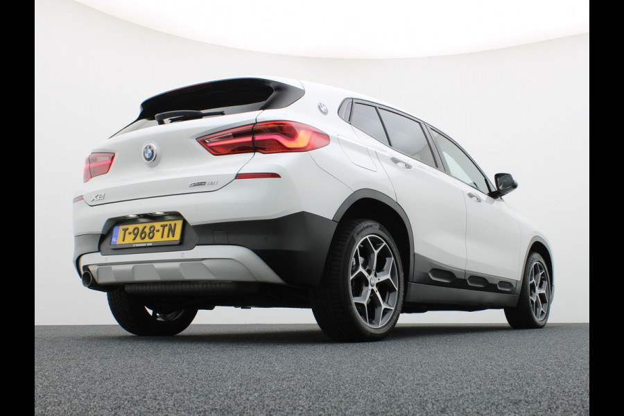 BMW X2 sDrive18i High Executive | Pano | Keyless | Memory Seat | Camera | Leder | Prijs Rijklaar!!