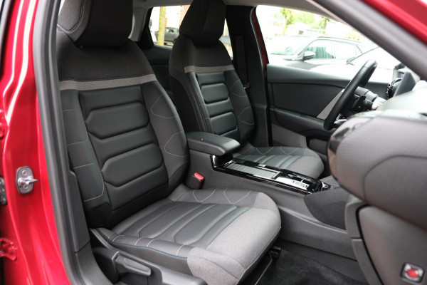 Citroën C4 X 1.2 Puretech Shine *35.136km* Navi/Camera/Adaptieve Cruise NIEUWSTAAT