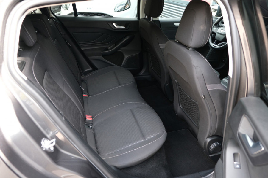 Ford FOCUS Wagon 1.0 EcoBoost Hybrid Titanium *84dkm* Trekhaak/Camera/Navigatie |STOEL+STUURVERWARMING|