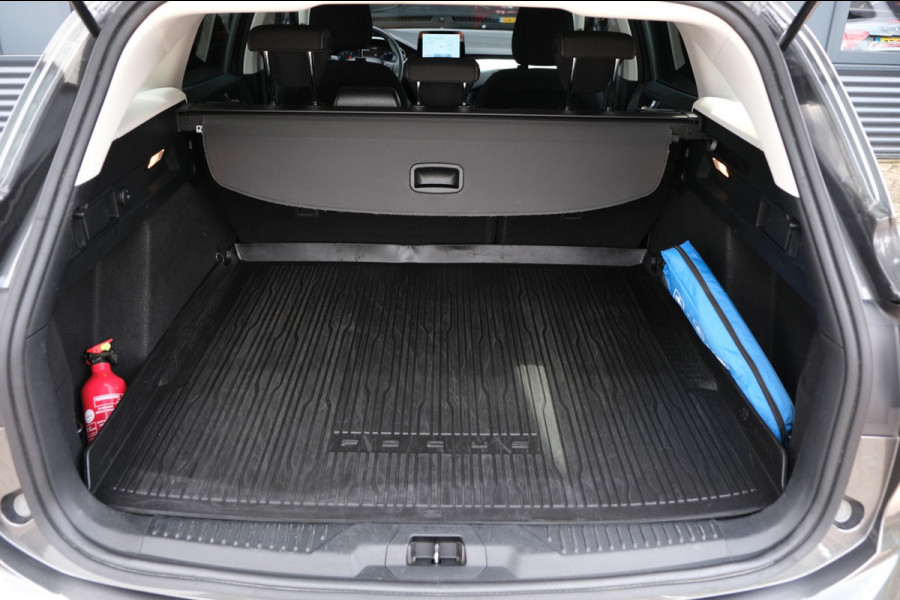 Ford FOCUS Wagon 1.0 EcoBoost Hybrid Titanium *84dkm* Trekhaak/Camera/Navigatie |STOEL+STUURVERWARMING|