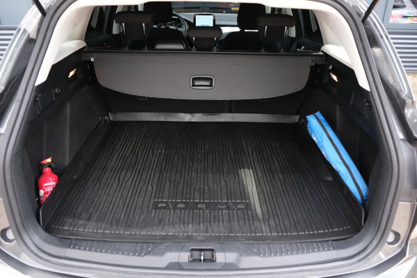 Ford FOCUS Wagon 1.0 EcoBoost Hybrid Titanium *84dkm* Trekhaak/Camera/Navigatie |STOEL+STUURVERWARMING|