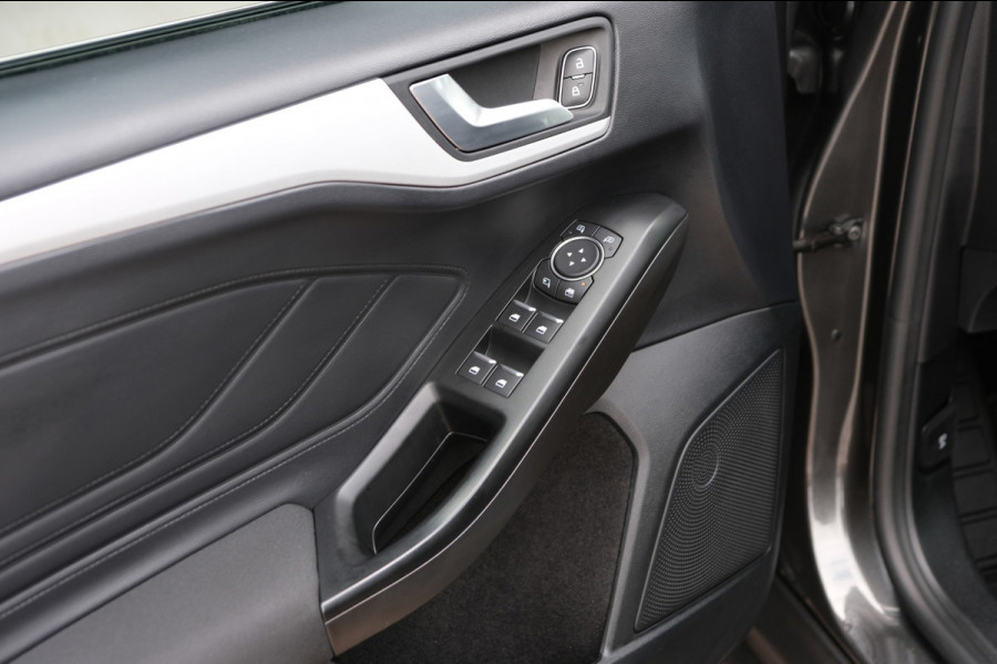Ford FOCUS Wagon 1.0 EcoBoost Hybrid Titanium *84dkm* Trekhaak/Camera/Navigatie |STOEL+STUURVERWARMING|